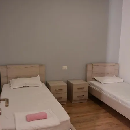 B&c 아파트 Vlorë